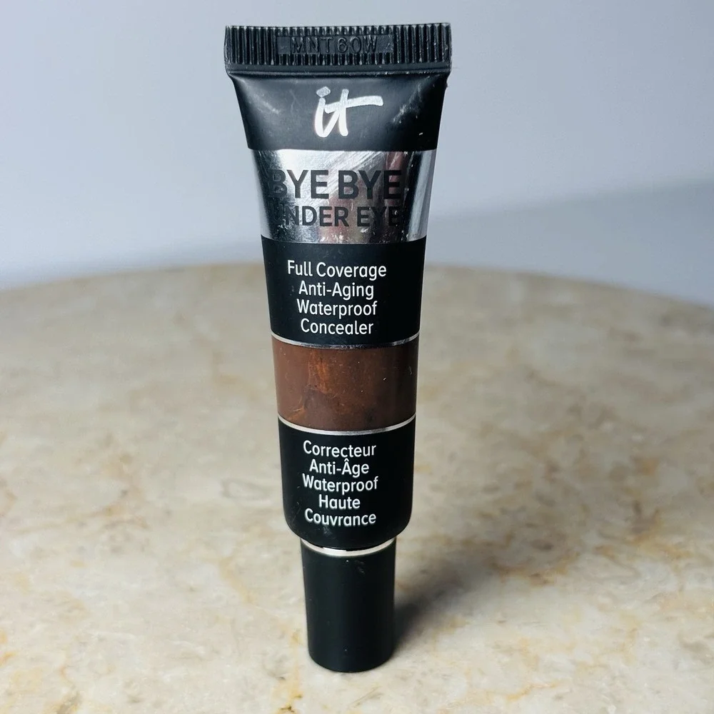 New! it Cosmetics BYE BYE UNDER EYE‎ WATERPROOF CONCEALER 45.5 DEEP EBONY(C)